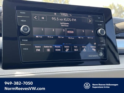 2025 Volkswagen Taos SE