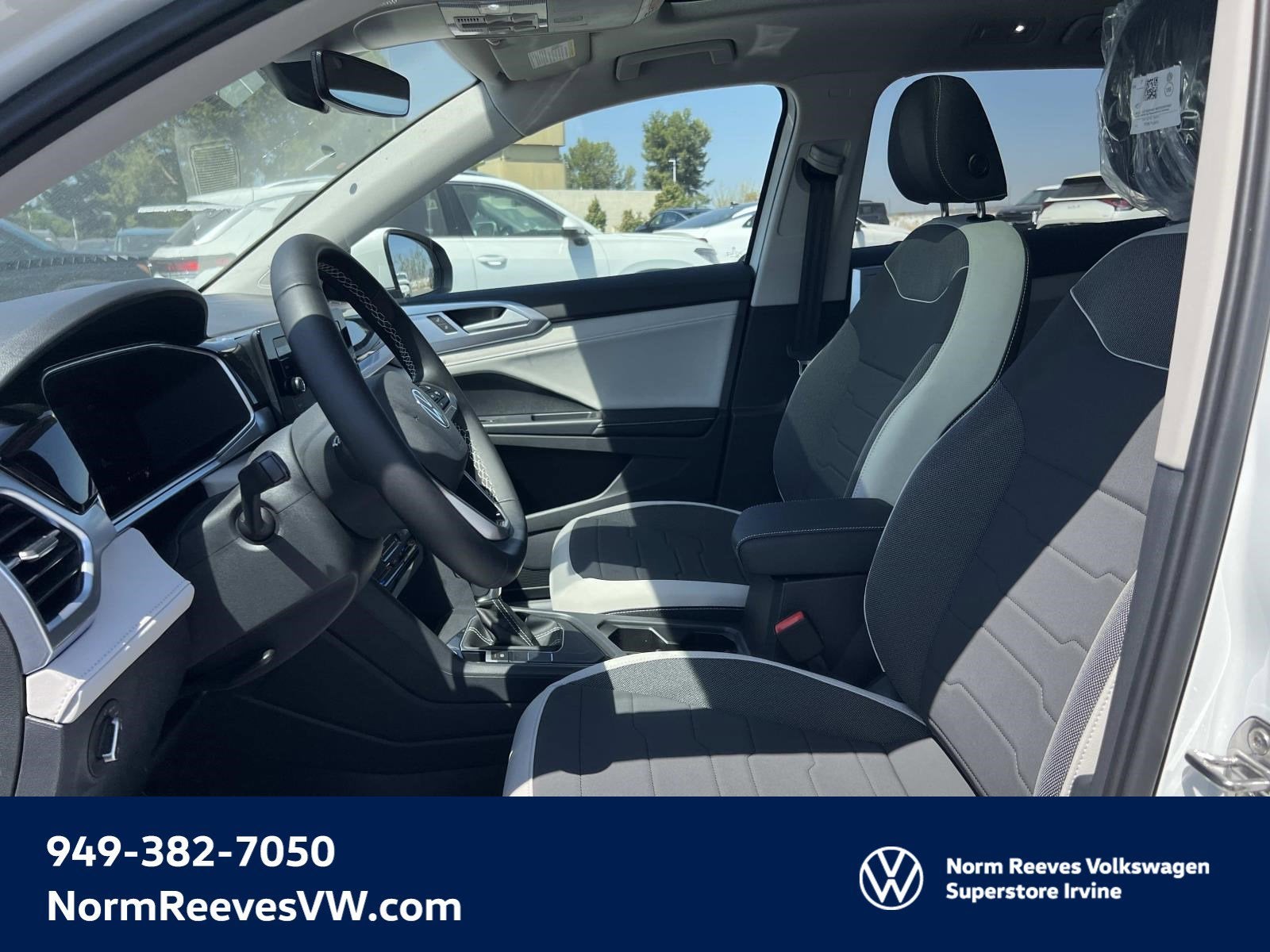 2025 Volkswagen Taos SE