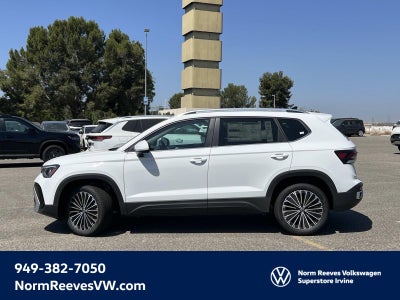 2025 Volkswagen Taos SE