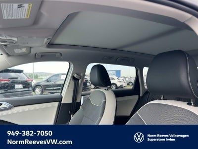 2025 Volkswagen Taos SE