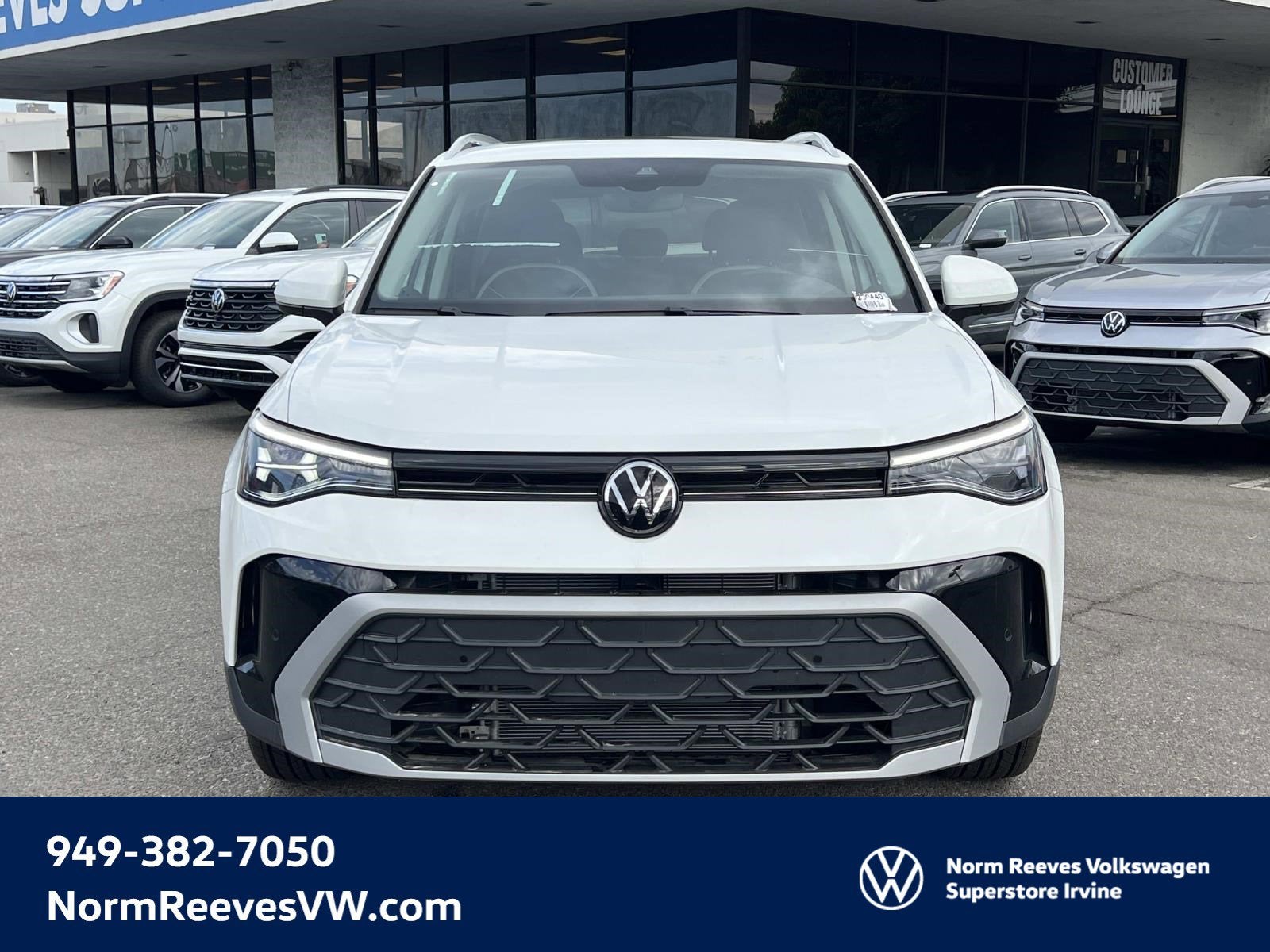 2025 Volkswagen Taos SE