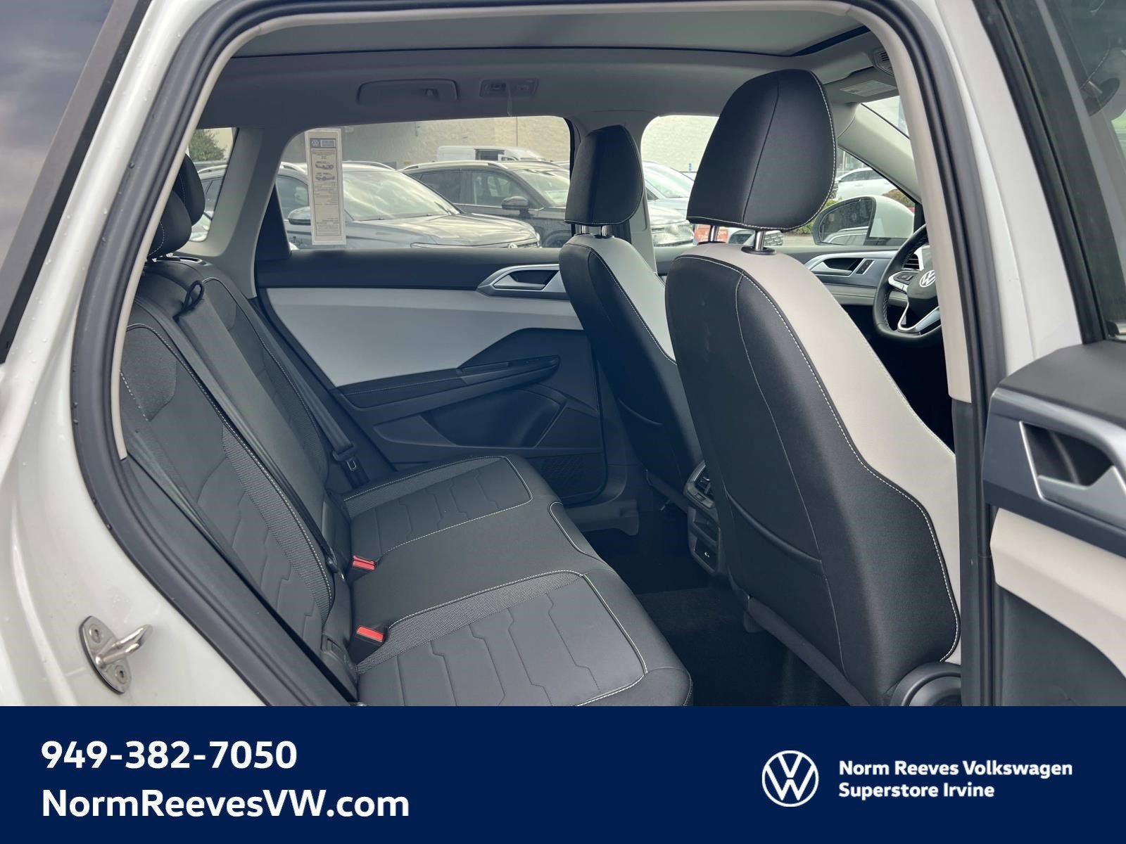 2025 Volkswagen Taos SE