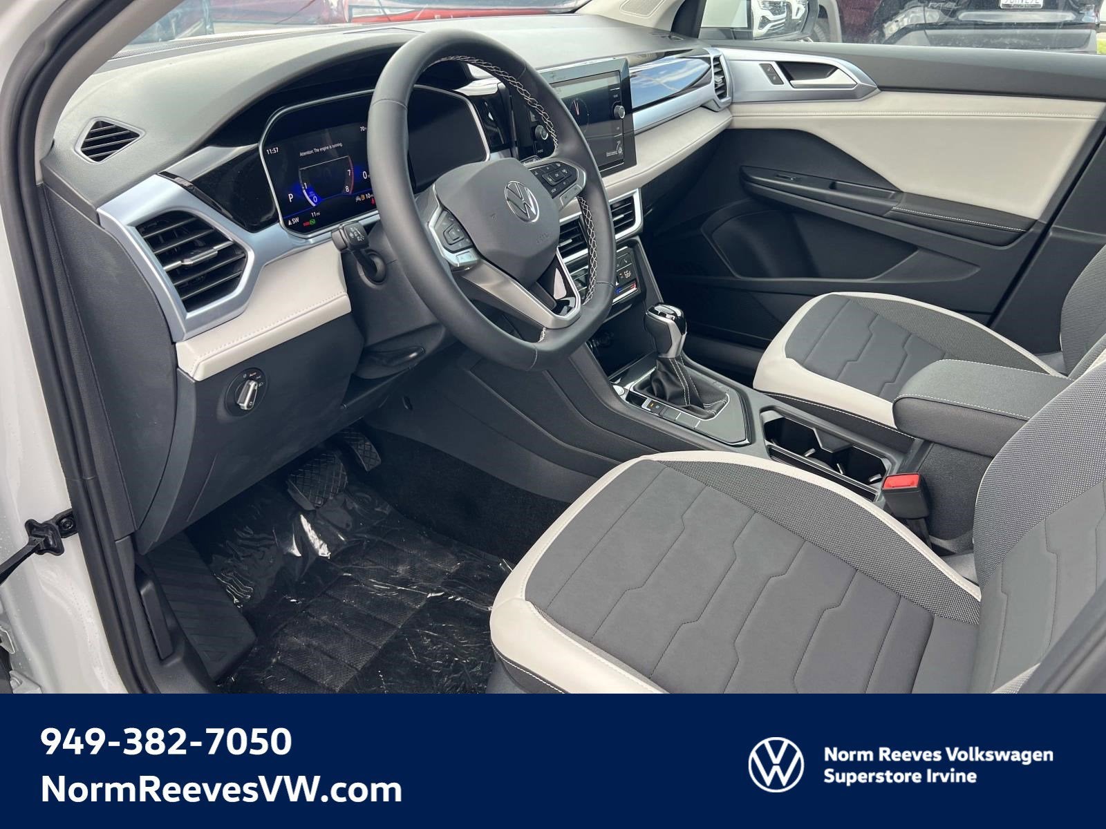 2025 Volkswagen Taos SE