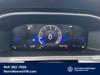 2025 Volkswagen Taos SE