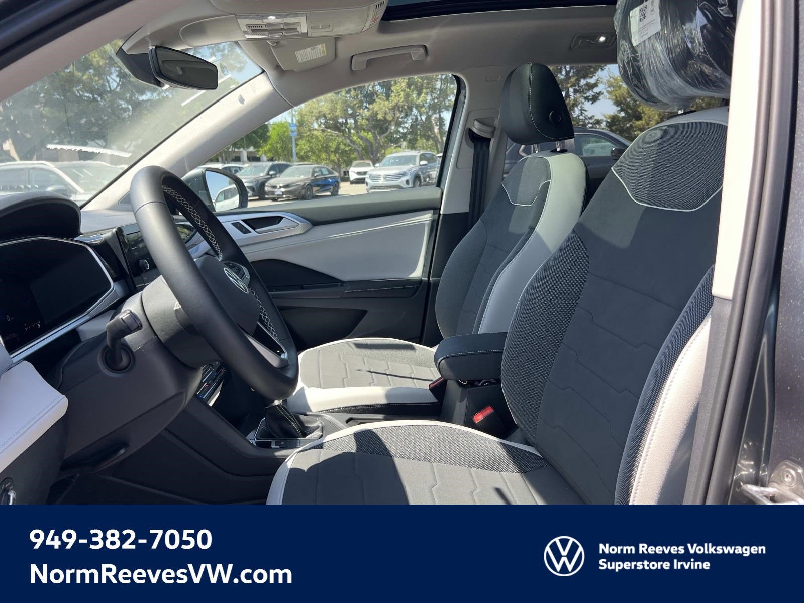 2025 Volkswagen Taos SE