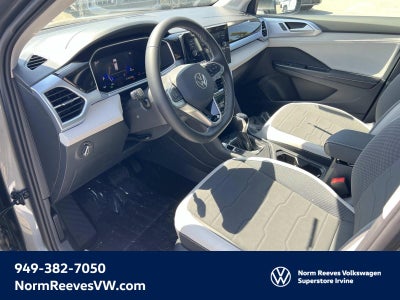 2025 Volkswagen Taos SE