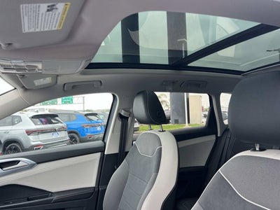2026 Volkswagen Taos SE