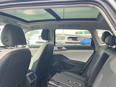 2026 Volkswagen Taos SE