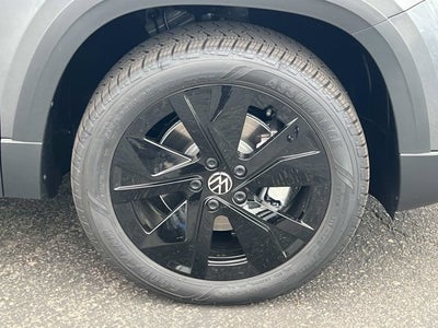 2026 Volkswagen Taos SE