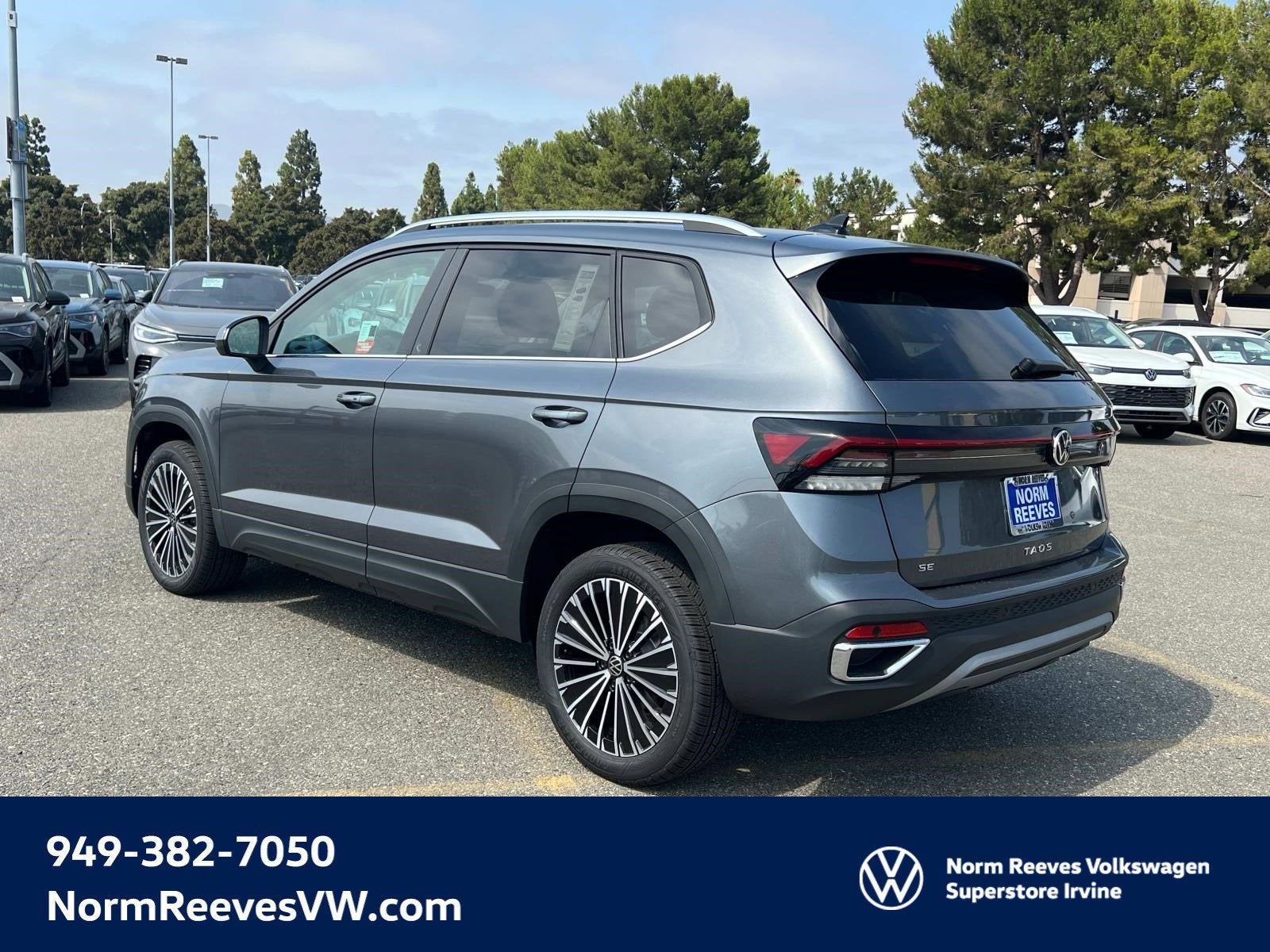 2025 Volkswagen Taos SE