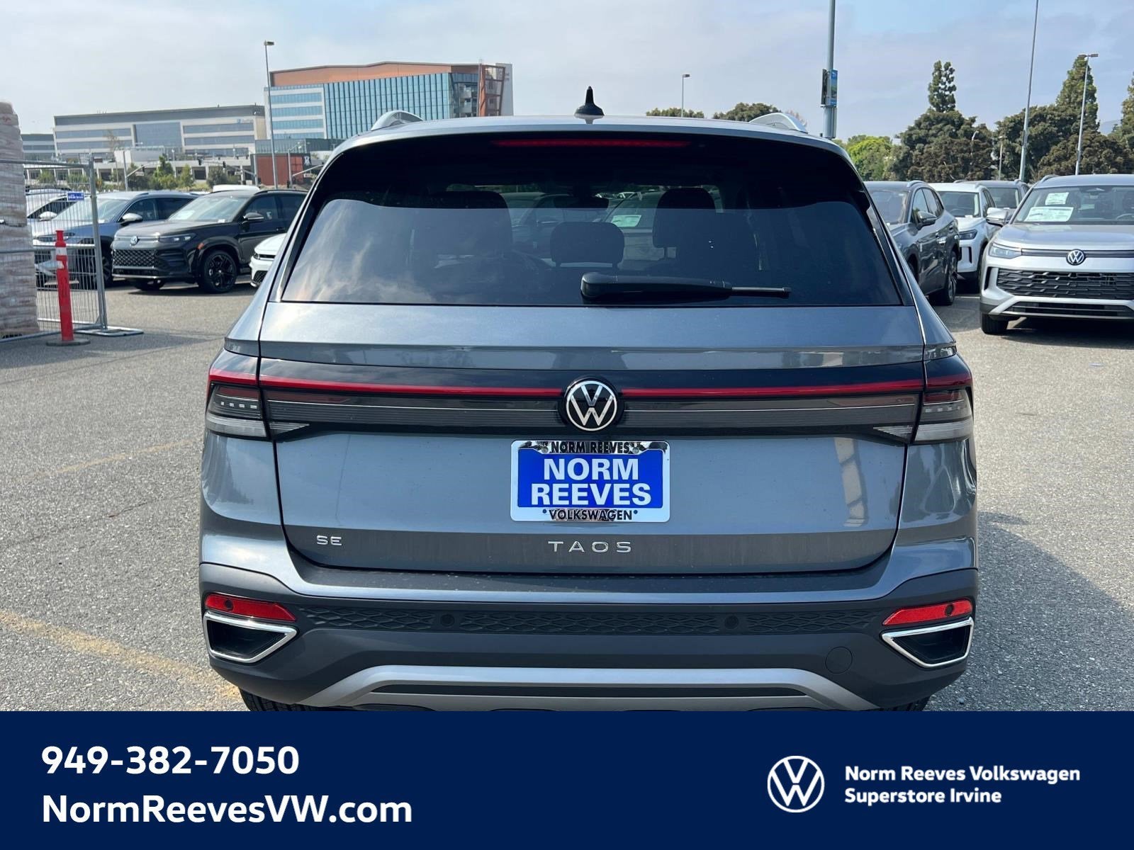 2025 Volkswagen Taos SE