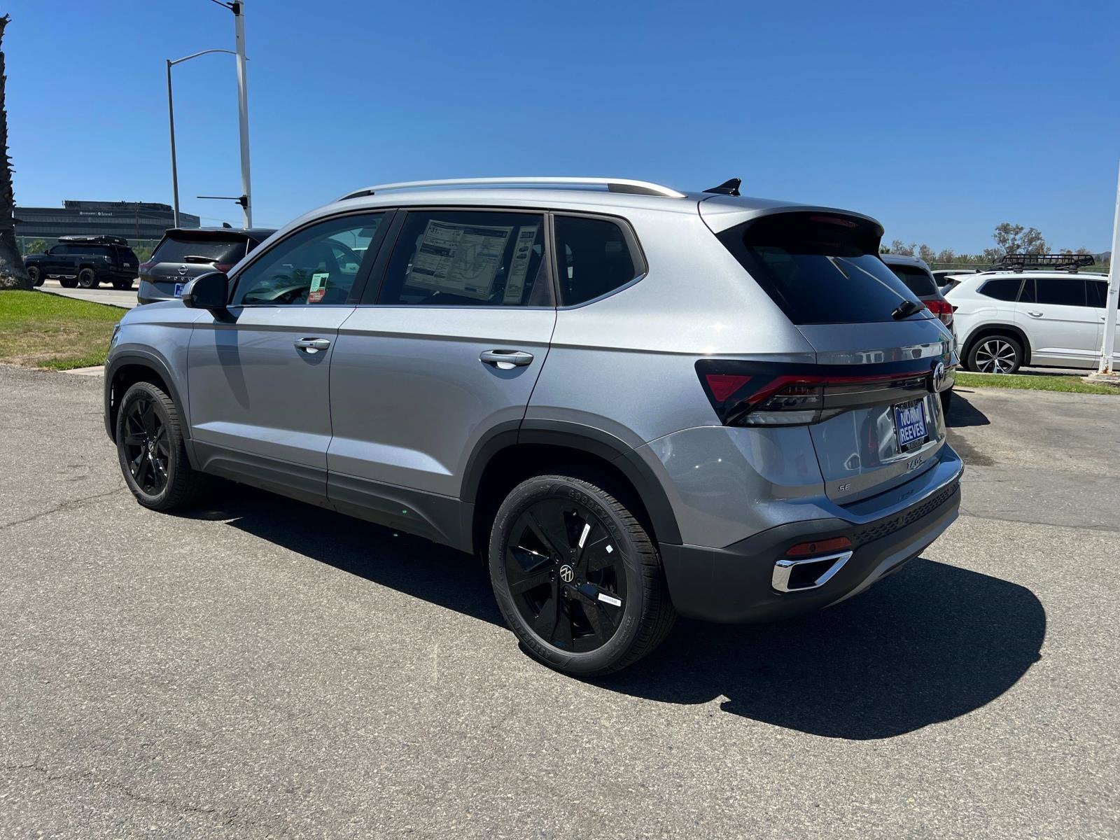 2025 Volkswagen Taos SE