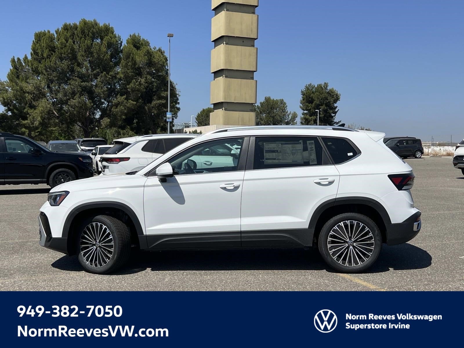 2025 Volkswagen Taos SE