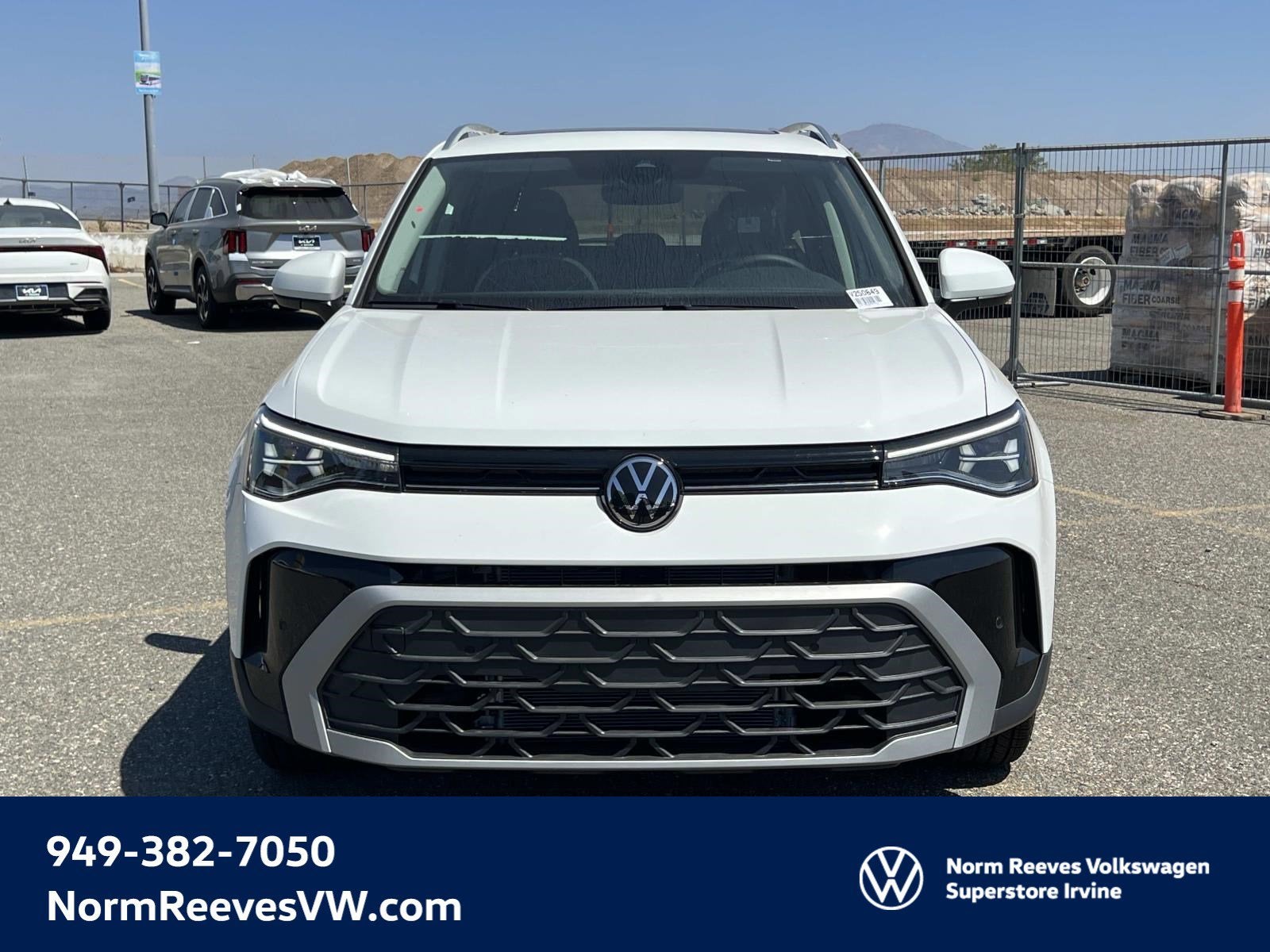 2025 Volkswagen Taos SE