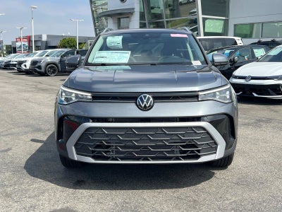 2025 Volkswagen Taos SE