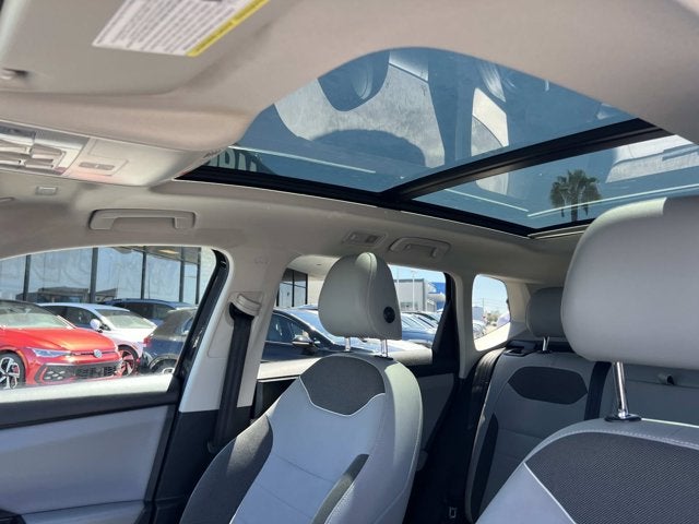 2023 Volkswagen Taos SE