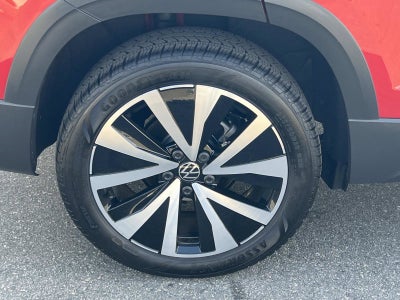 2024 Volkswagen Taos SE