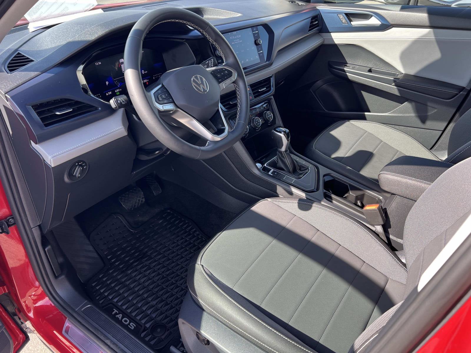 2024 Volkswagen Taos SE