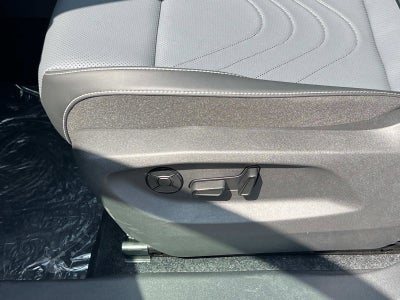 2025 Volkswagen Tiguan SE