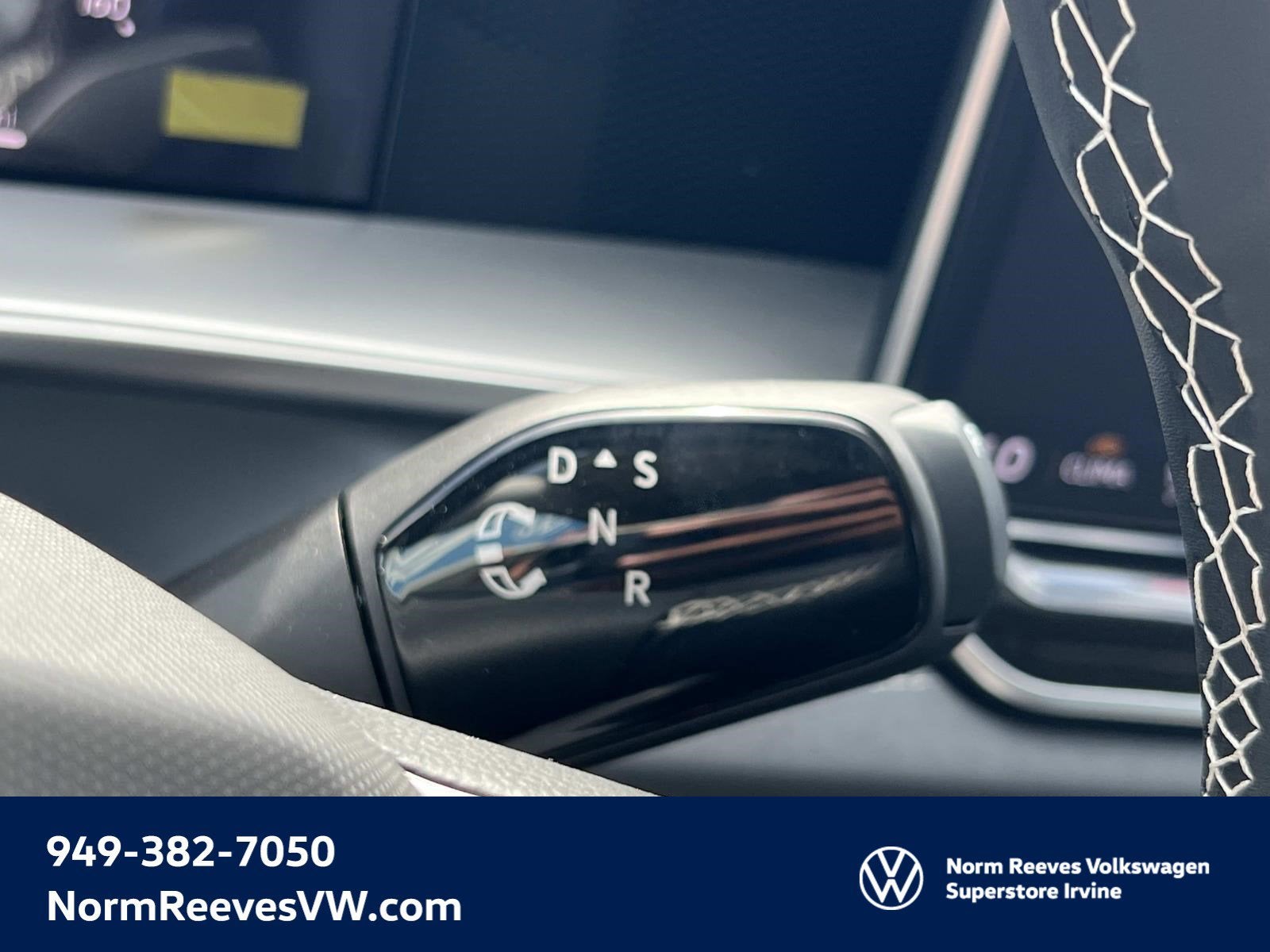 2025 Volkswagen Tiguan SE