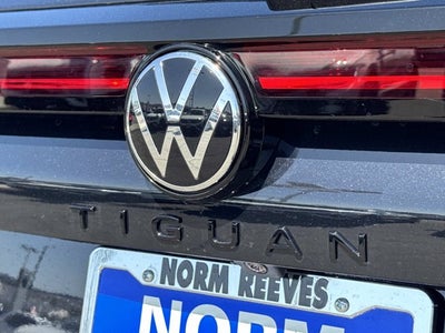 2026 Volkswagen Tiguan SE R-Line Black
