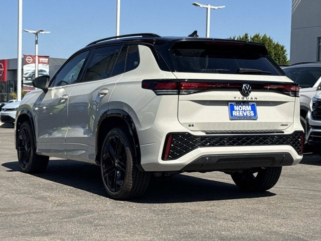 2026 Volkswagen Tiguan SE R-Line Black
