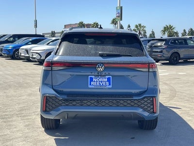 2026 Volkswagen Tiguan SE R-Line Black