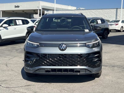 2026 Volkswagen Tiguan SE R-Line Black