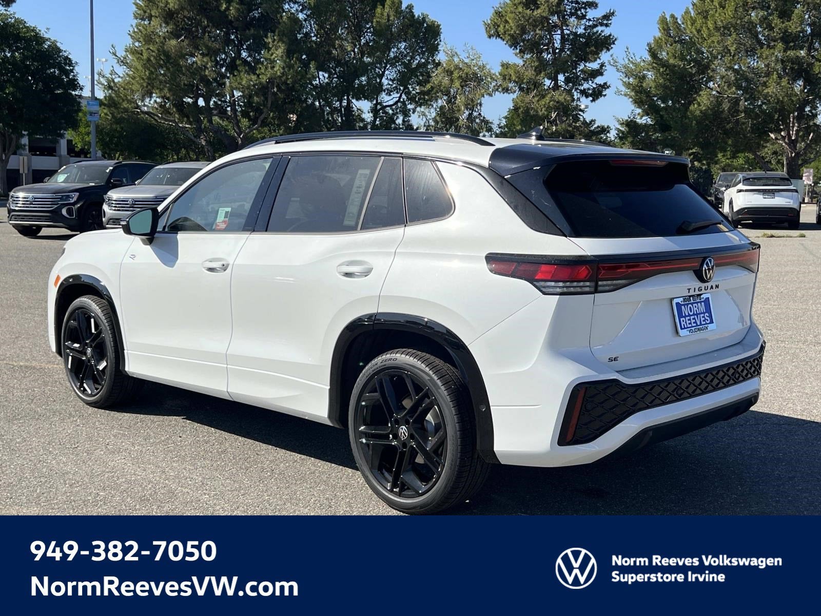 2026 Volkswagen Tiguan SE R-Line Black