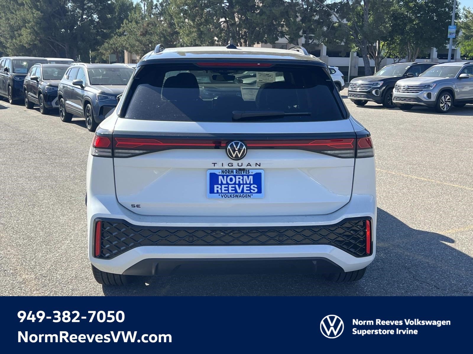 2026 Volkswagen Tiguan SE R-Line Black