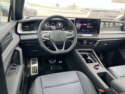 2026 Volkswagen Tiguan SE R-Line Black