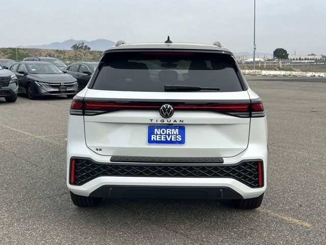 2026 Volkswagen Tiguan SE R-Line Black