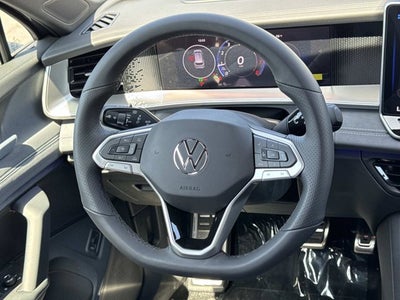 2026 Volkswagen Tiguan SE R-Line Black