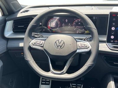 2026 Volkswagen Tiguan SE R-Line Black