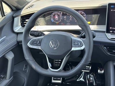 2026 Volkswagen Tiguan SE R-Line Black