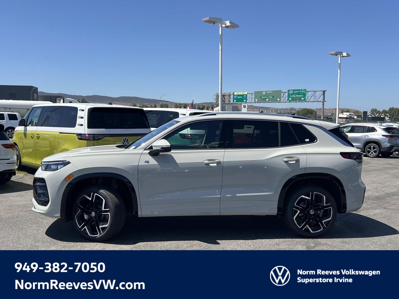 2025 Volkswagen Tiguan Base