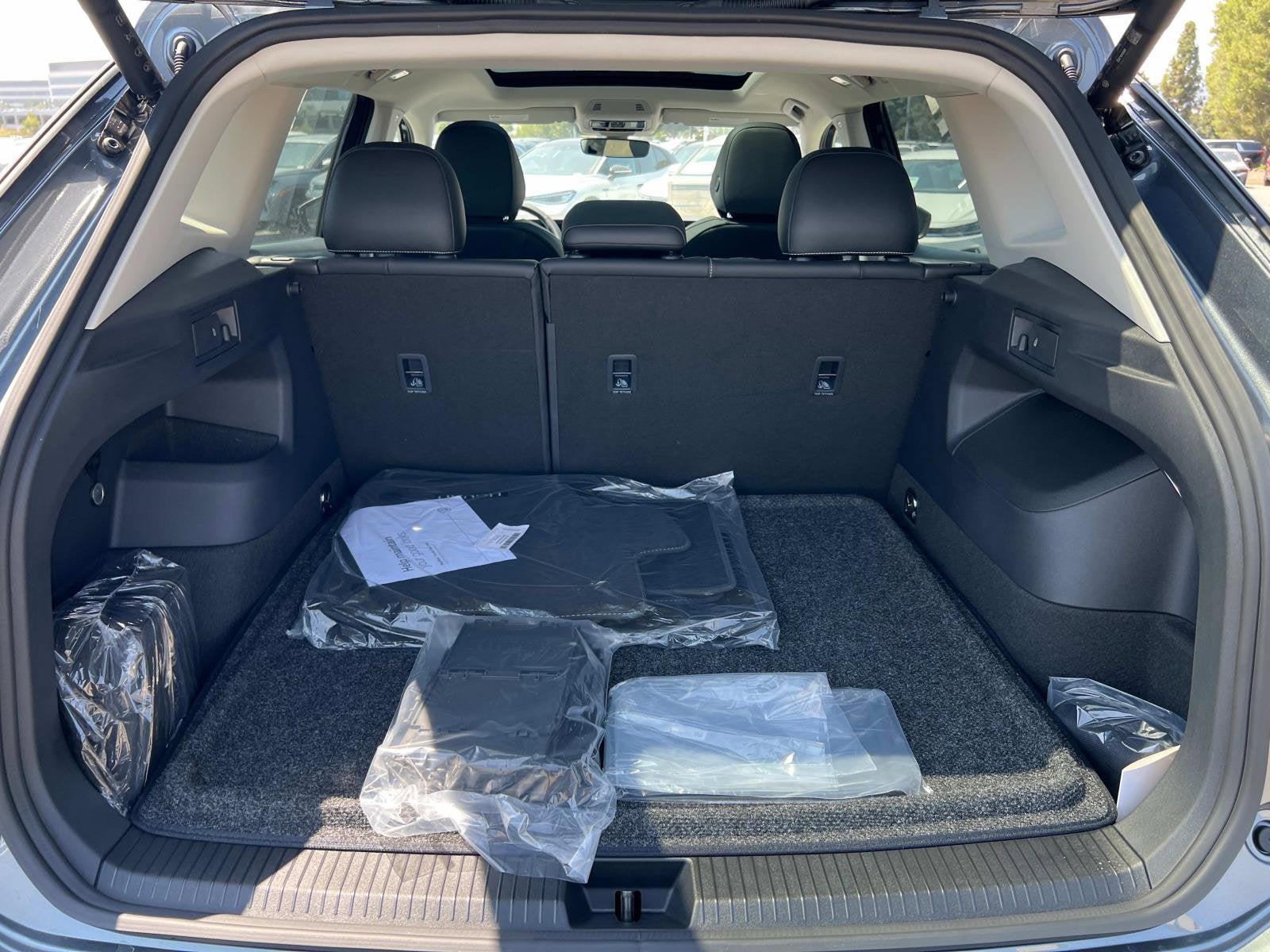 2025 Volkswagen Tiguan SE