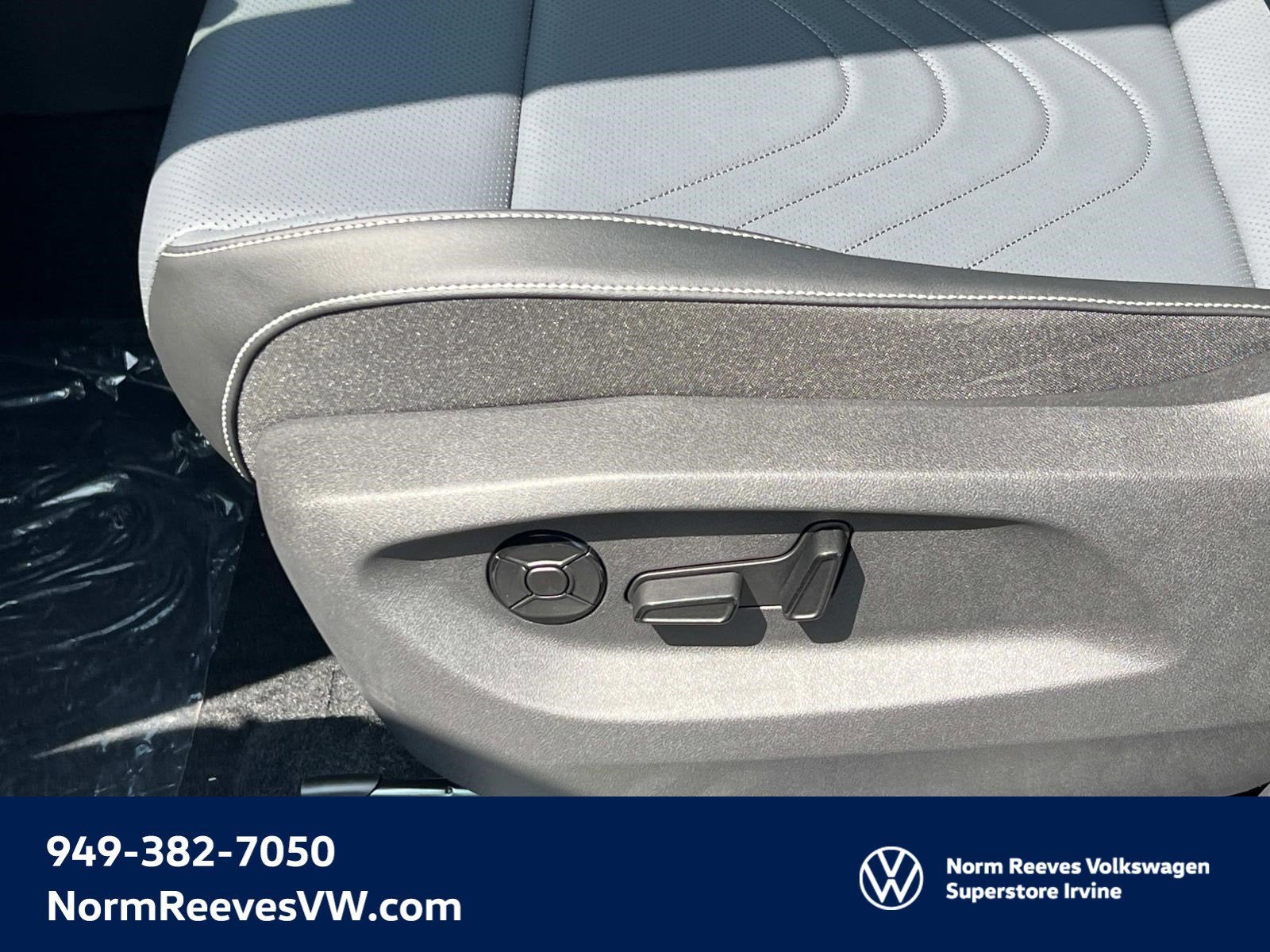 2025 Volkswagen Tiguan SE