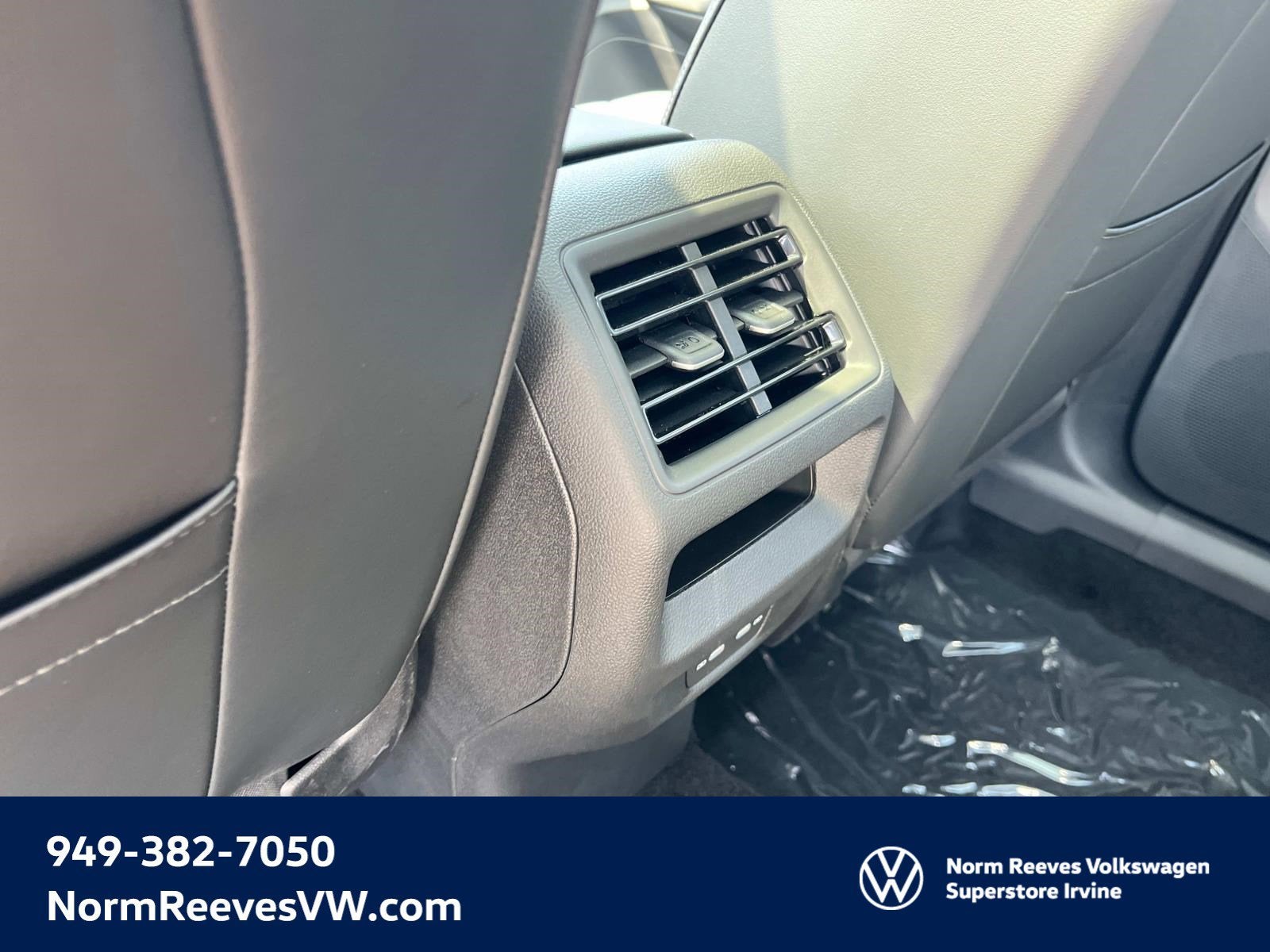 2025 Volkswagen Tiguan SE