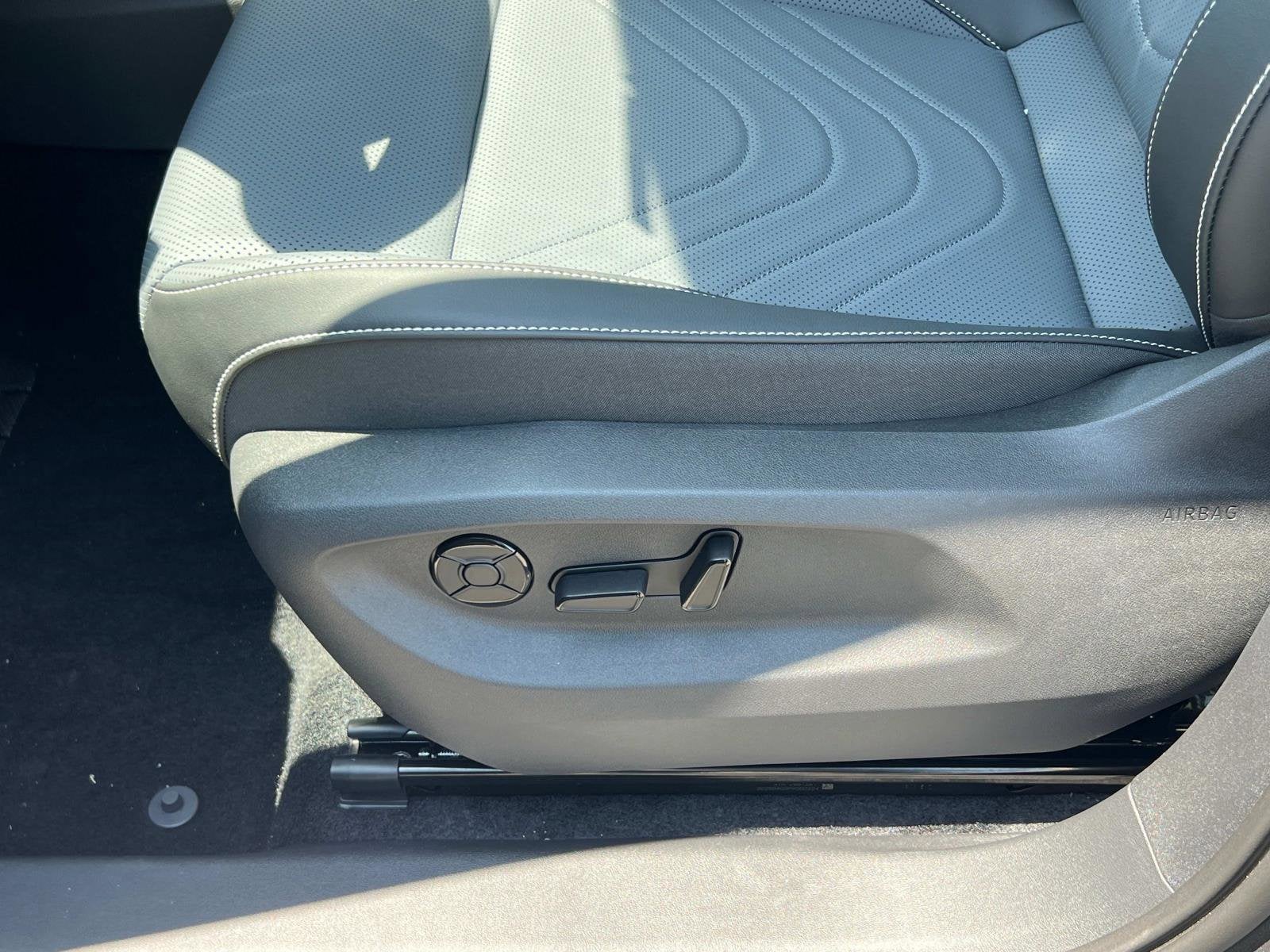 2025 Volkswagen Tiguan SE