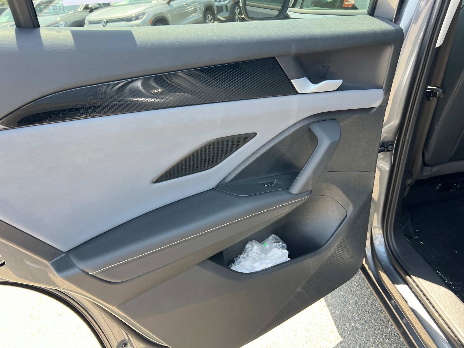 2025 Volkswagen Tiguan SE