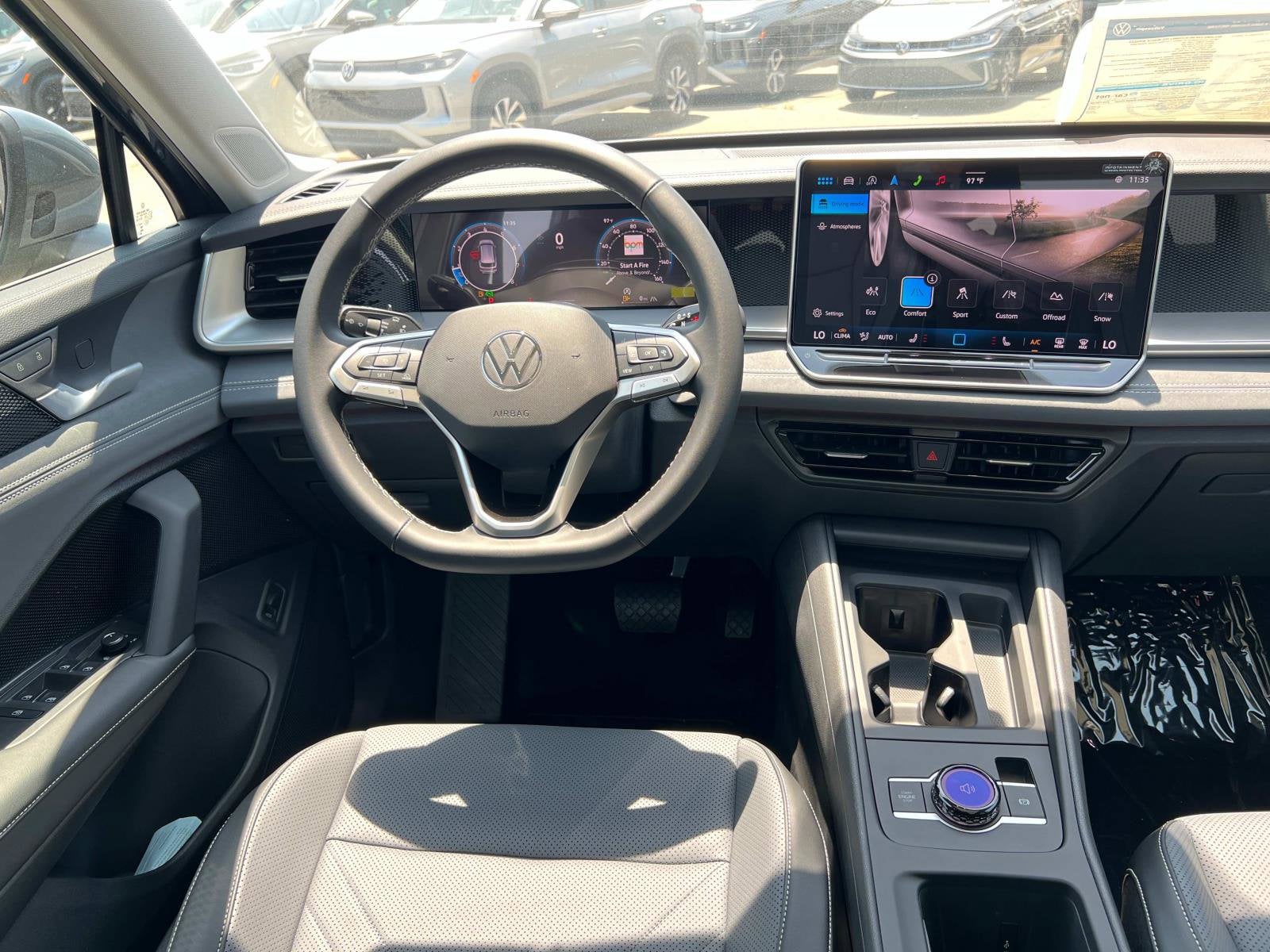 2025 Volkswagen Tiguan SE