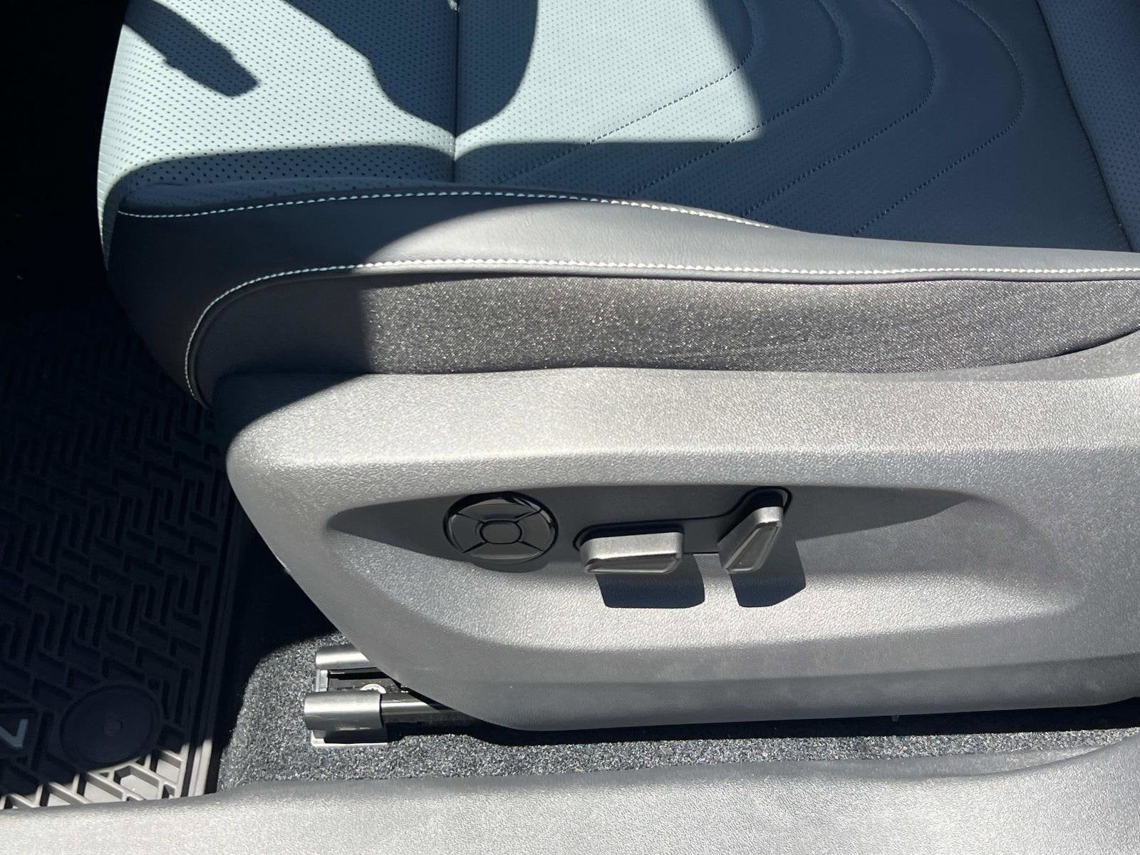 2025 Volkswagen Tiguan SE