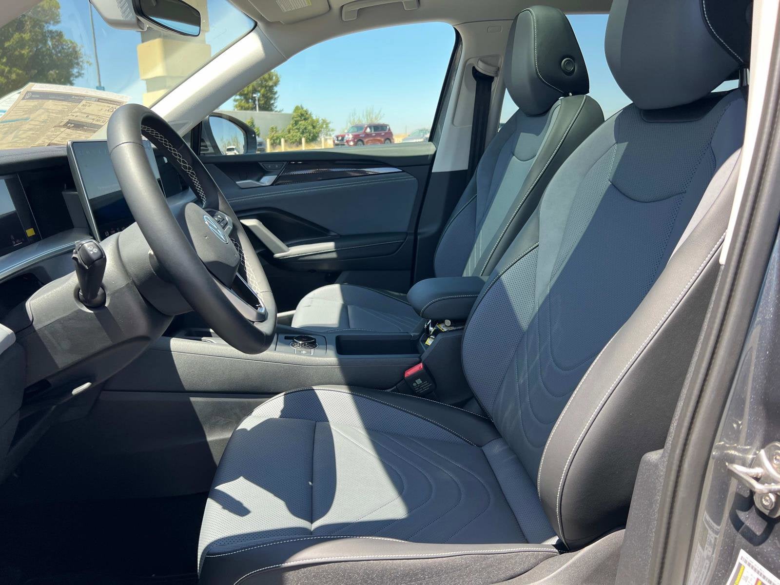 2025 Volkswagen Tiguan SE