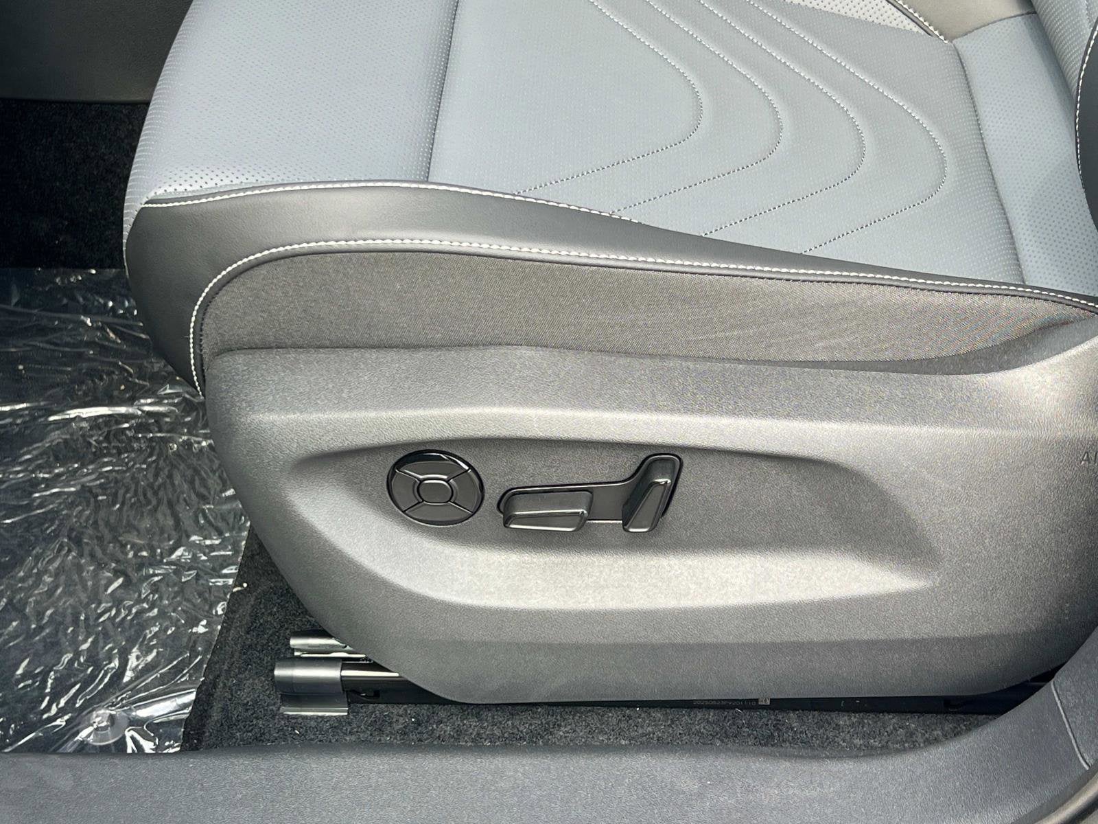 2025 Volkswagen Tiguan SE