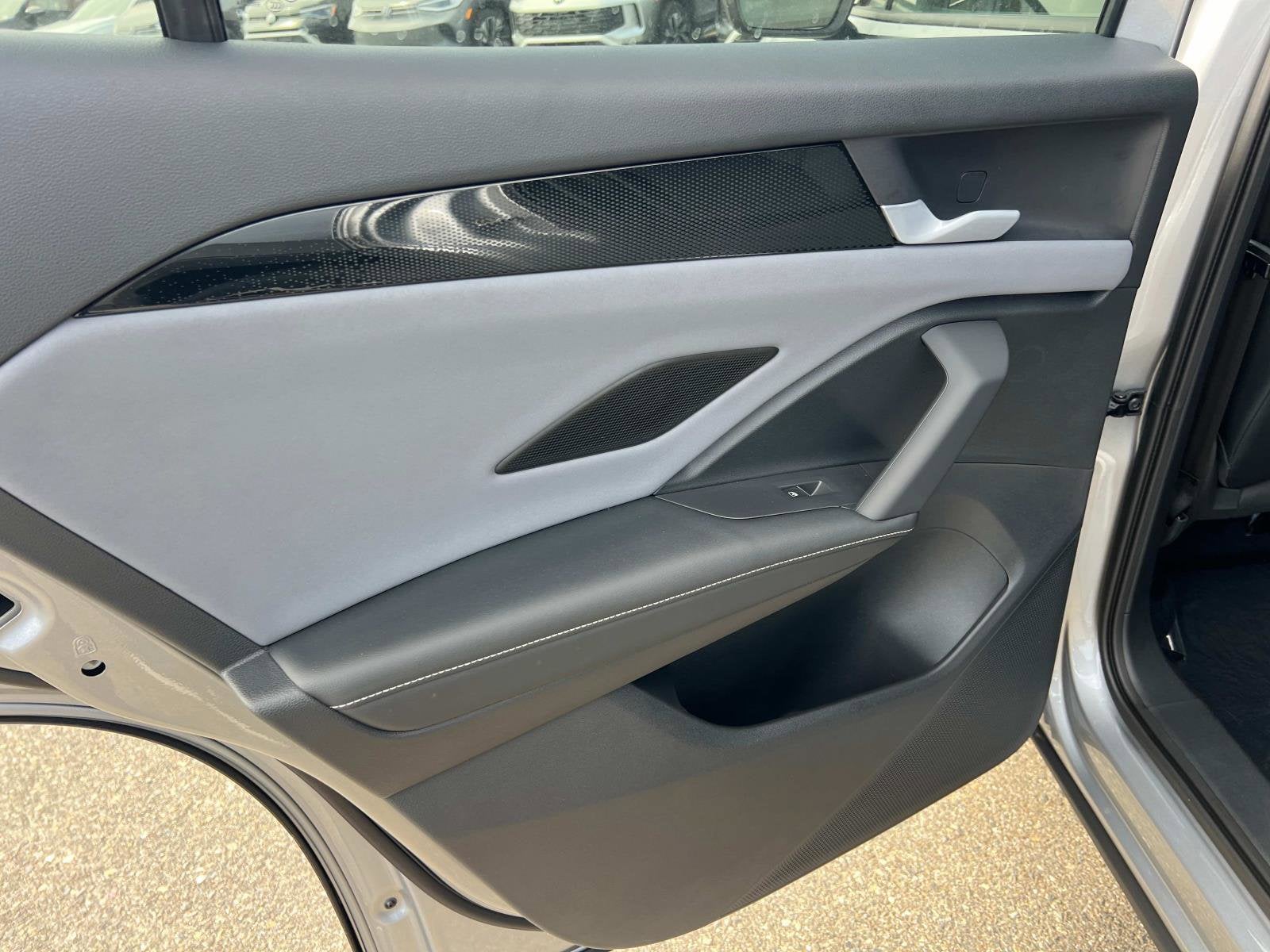 2025 Volkswagen Tiguan SE