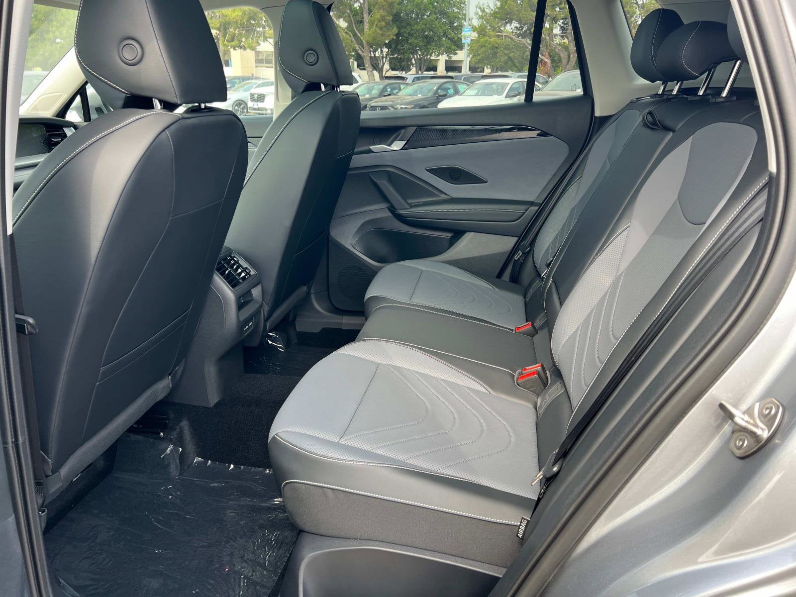 2025 Volkswagen Tiguan SE