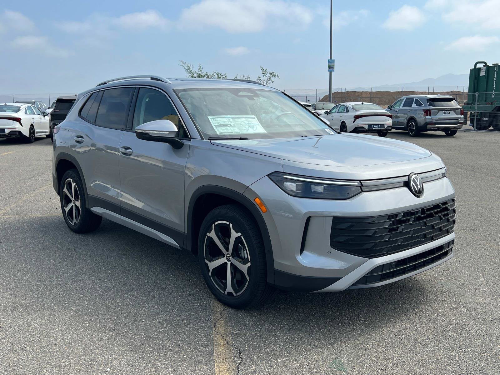 2025 Volkswagen Tiguan SE