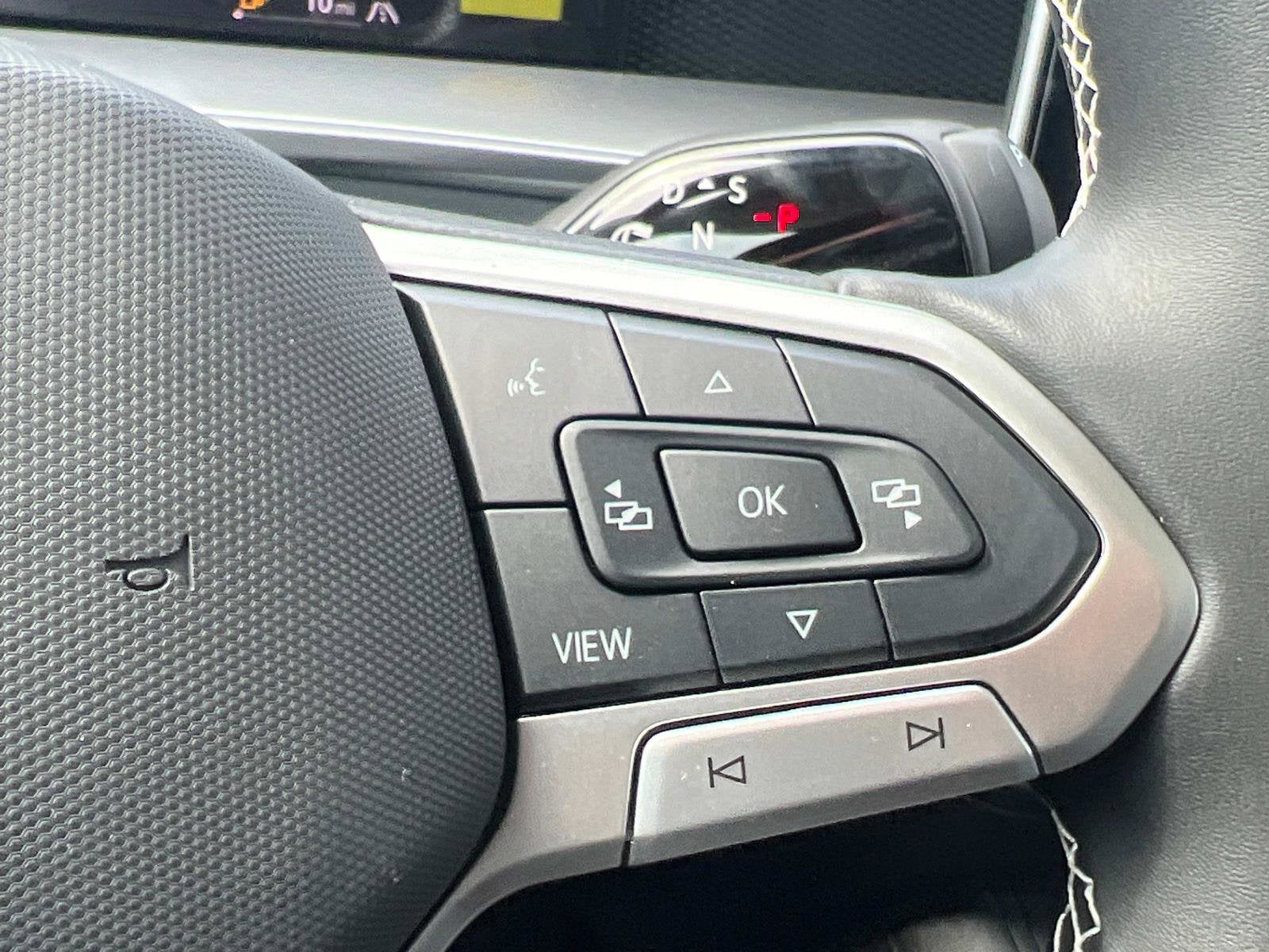 2025 Volkswagen Tiguan SE