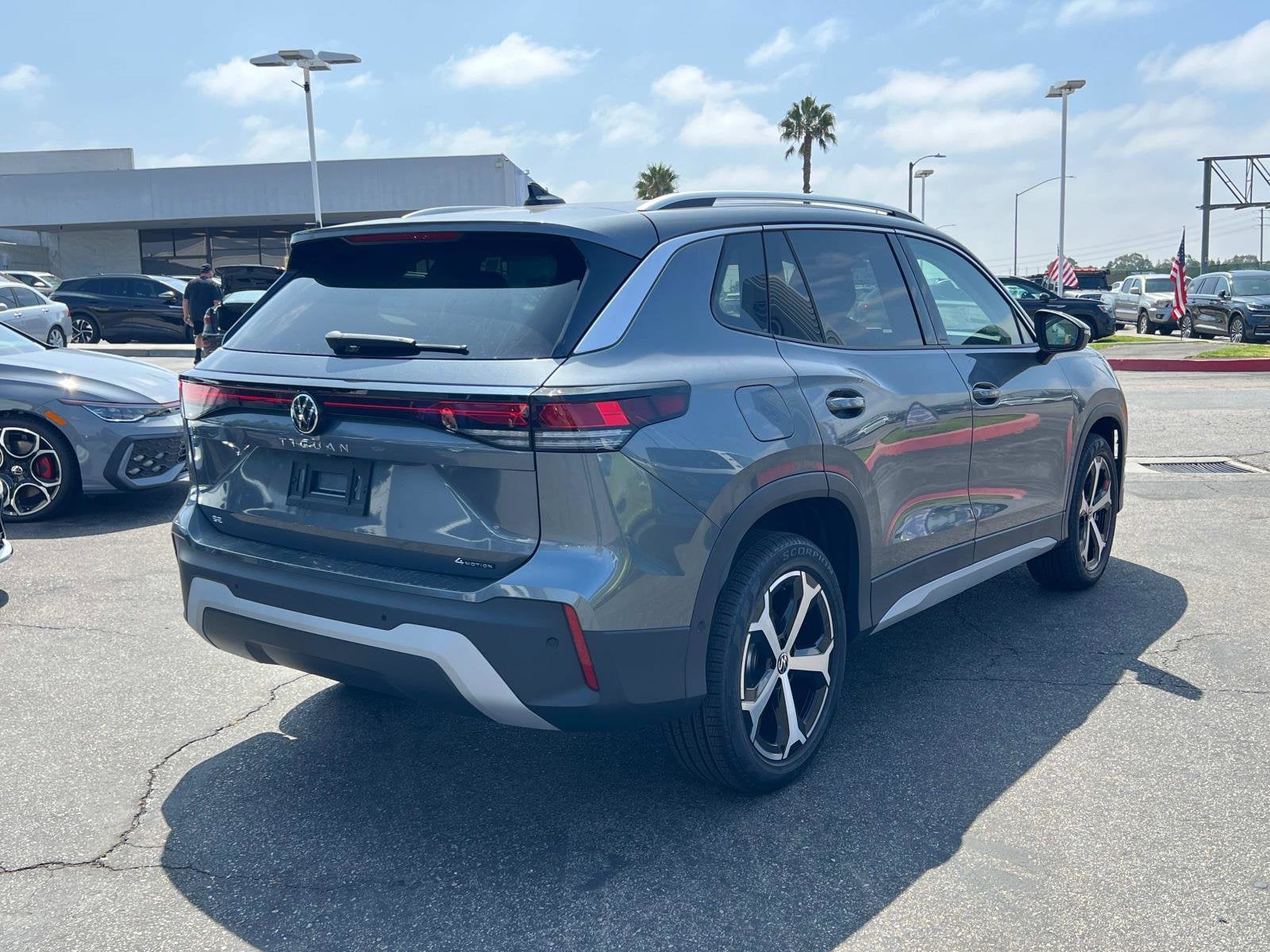 2025 Volkswagen Tiguan SE